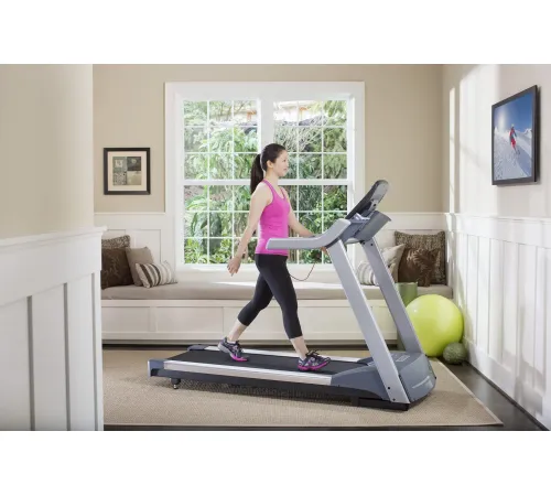 Беговая дорожка PRECOR Energy Series TRM 223